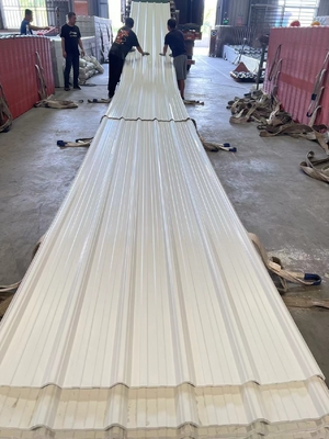 Grueso plástico acanalado de la resistencia de fuego de las tejas de tejado del PVC 2.0m m